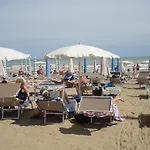 Hotel Marlisa Pier